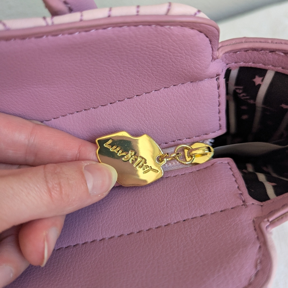 Luv Betsey Johnson Quilted Hearts Pastel Purple Crossbody Handbag Purse - Picture 12 of 15
